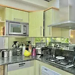 Vakantiehuis Maison De Famille L'amandoise